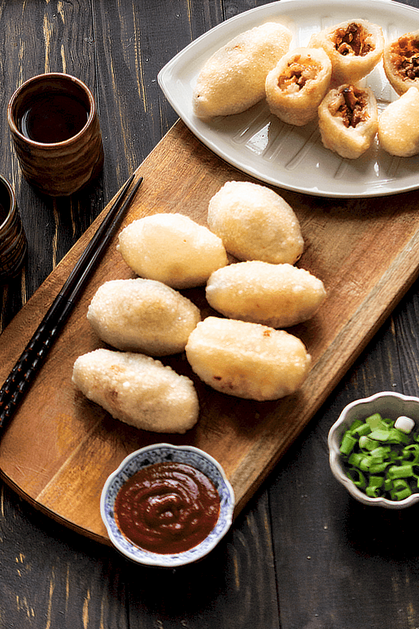Ham Sui Gok (Fried Glutinous Rice Dumplings 鹹水角)