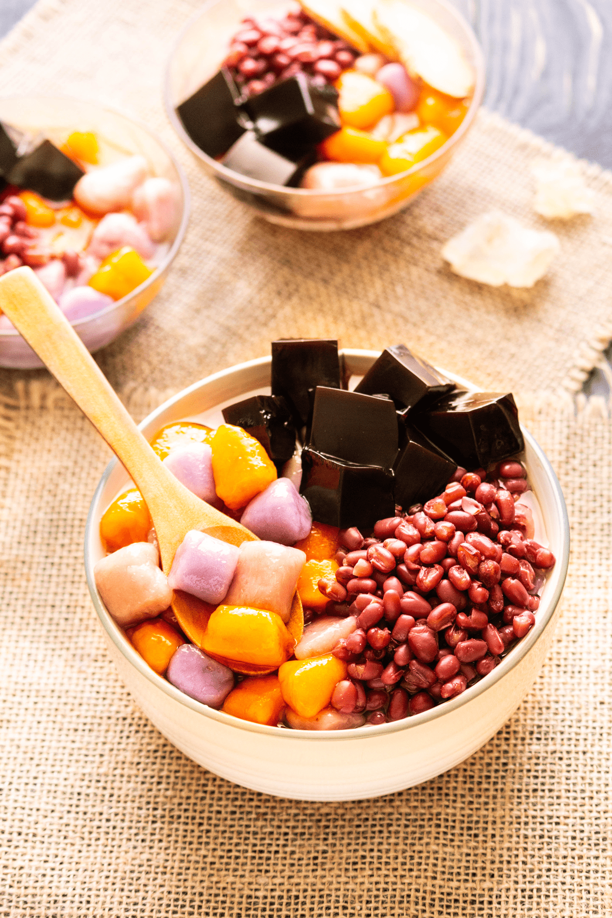 Taro and Sweet Potato Balls Dessert (九份芋圓)