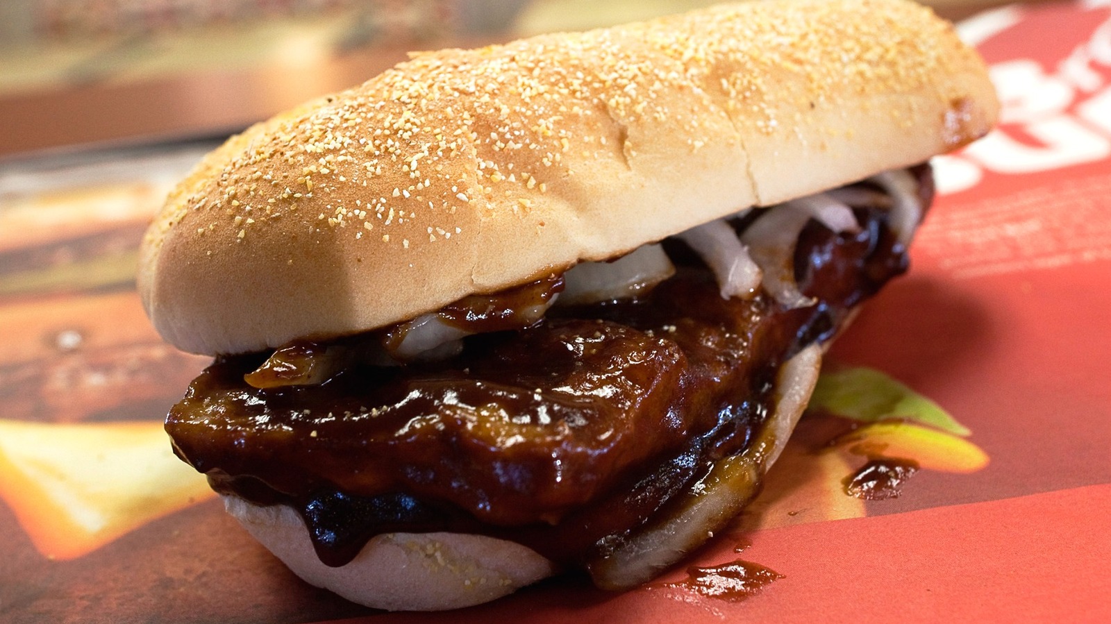 麥當勞心愛的Mcrib Sandwich使用了哪種類型的肉？
